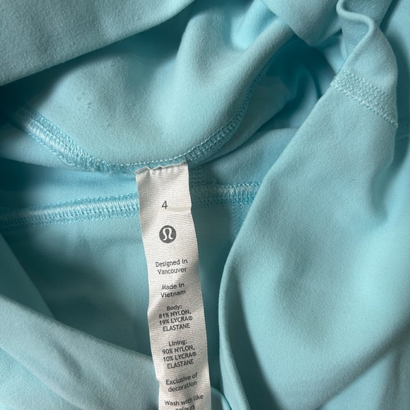 Lululemon Align leggings. Size 4. - Picture 3 of 3